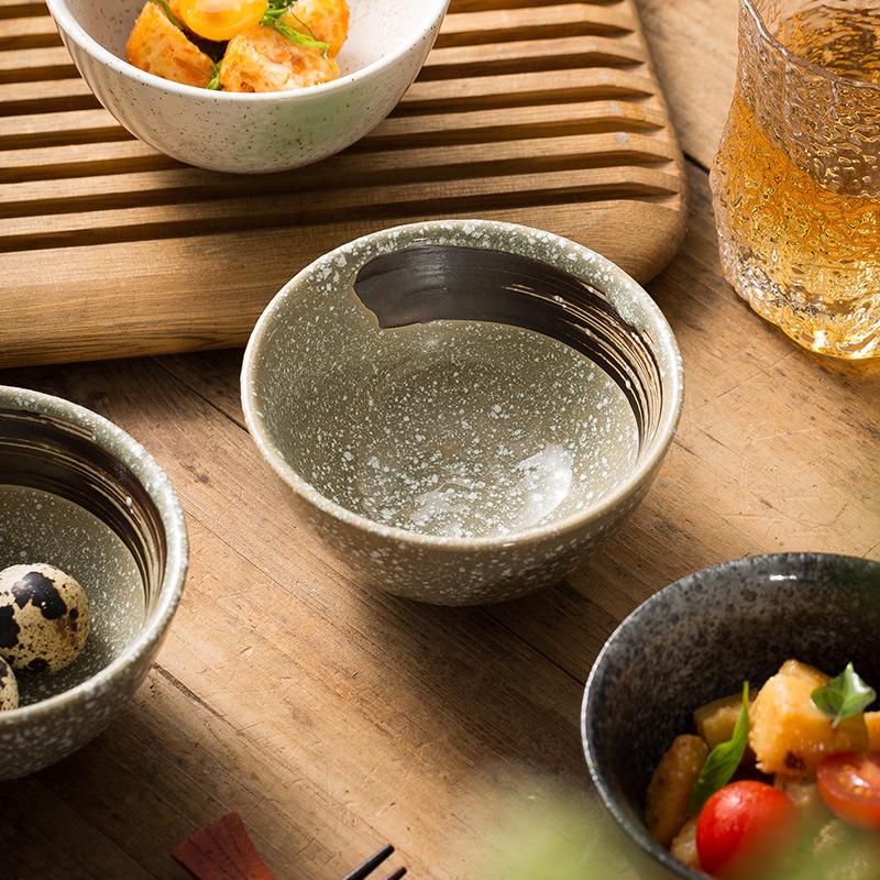 Japanese Creative Small Bowl Household Personalized Rice Bowl Barbecue Dipping Bowl Ceramic Tableware Restaurant Retro Dessert Small Bowl