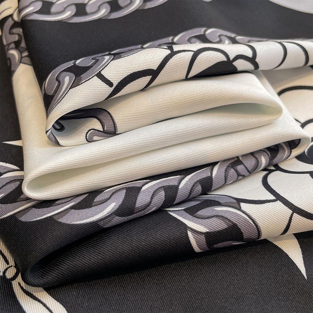 Luxury 90*90Cm Square Silk Scarf For Women Retro Neck Shawl Warps Elegant Neckerchief Bandanas Hijab Soft Stain Ladies Scarf