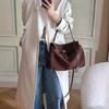 Mattes Wildleder-Tragetasche Damen Große Kapazität Pendler-Achseltasche Herbst und Winter Premium Vielseitig Schulter-Kelly-Tasche