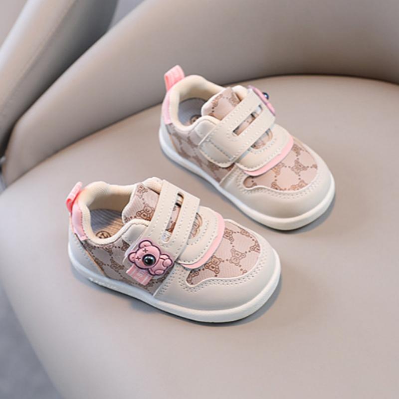 Soft-soled Toddler Shoes for Spring Baby Boys Sneakers Soft Leather Lightweight Baby Shoes