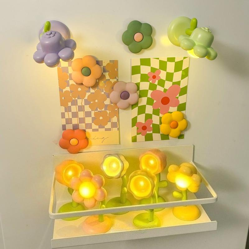 Cute Mini LED Flower Night Light Small Table Lamp Desktop Bedside Bedroom Ambient Light Children Toy Kids Holiday Gift Ornament