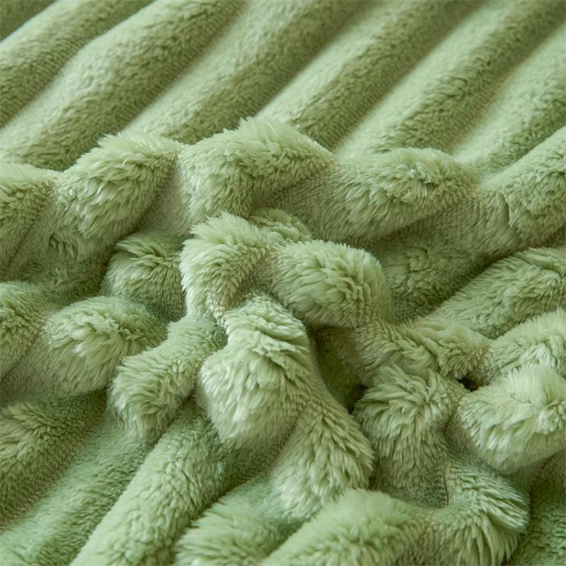 Thicken Bedsheet for Winter Bedcover Fluffy Plush Elastic Mattress Cover Fluffy Fleece Bed Linens Non-slip Mattress Cover