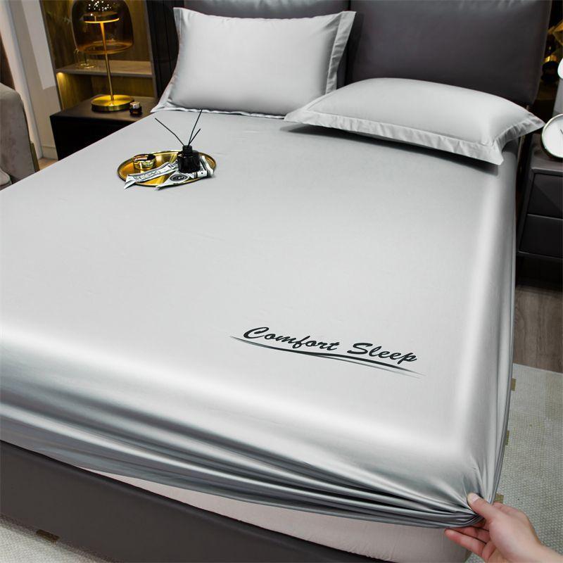 Ice Silk Bed Sheet, Summer Bedspread, Three-piece Set, Machine Washable Protective Cover, Non-stick Woolen Sheets