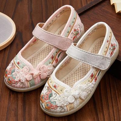 Sapatos de princesa para meninas para performance de Hanfu, estilo étnico chinês, sapatos infantis bordados, sapatos de pano, moda versátil, sapatos infantis