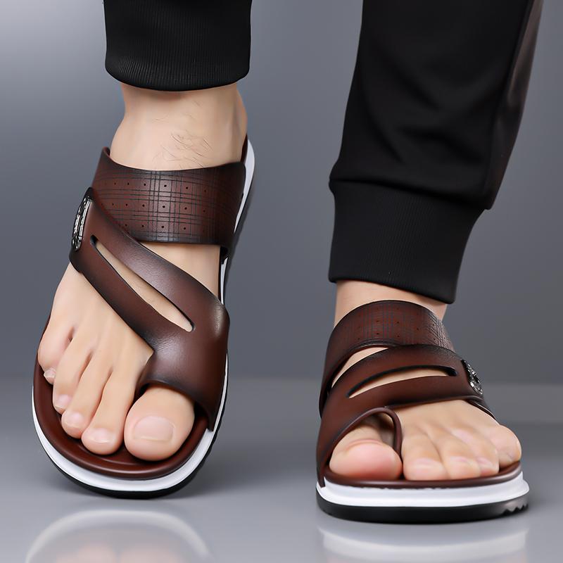 Men Flats Slippers Summer Brown Wide Head Roman Sandals Retro Flip Flops Black Leather Beach Shoes Plus Size
