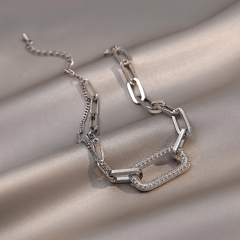 A Suit of Vintage Hollow Out Zircon Quadrate Chain Metal Bracelet Set for Woman Hip Hop Individuality Bracelet Paty Jewelry Gift