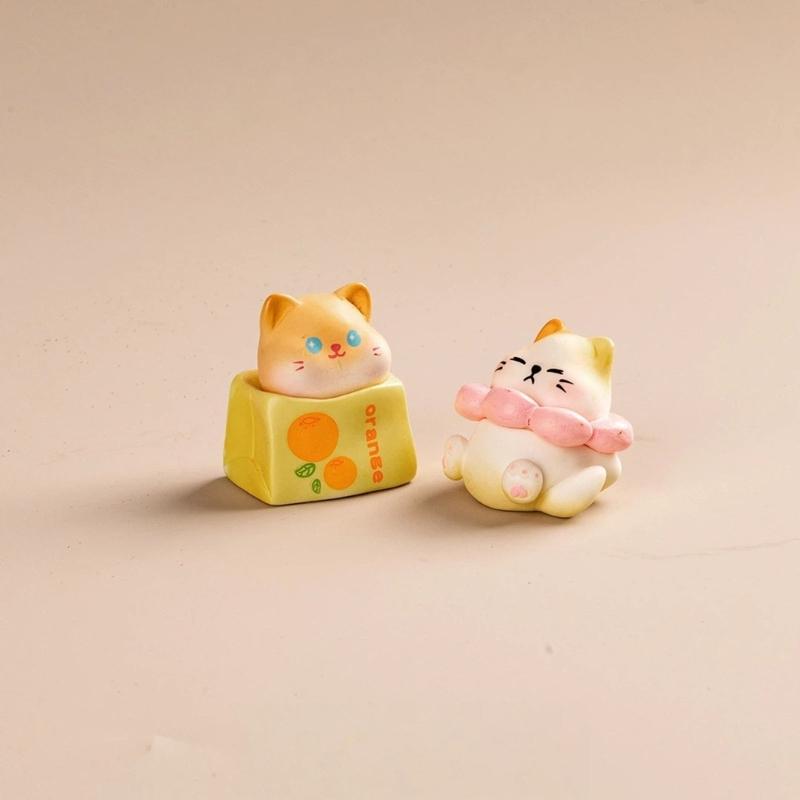 Adorable Cats Sculpture Auto Interior Decoration Strong Resin Stable Designs Cartoon Kitty Car Ornament for Office Home
