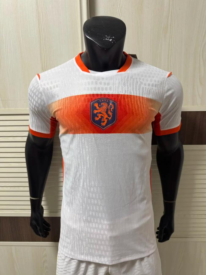 26 New Players Short-sleeved Football Uniforms Cote D'Ivoire Chelsea Arsenal Brazil Dotte Manchester City American Jerseys