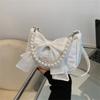 Women's Shoulder Bag Trendy Retro Handbag Canvas Bag Bow-Embellished Pearl Handbag For Trend-Setting Street Fashi Evening Out