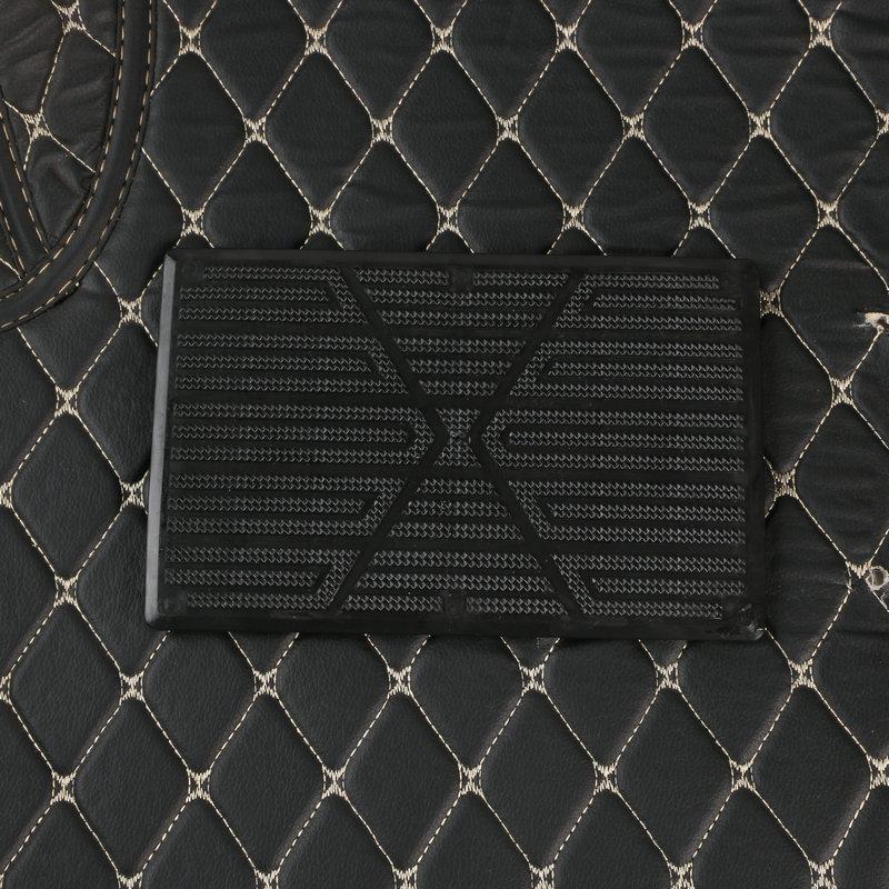 23x15cm Auto-Fußmatte Anti-Rutsch-Pedal Universal-Teppichplatte Fußpedal Anti-Rutsch-Pad Auto-Bodenmatte Rutschfestes Metallpad Zubehör