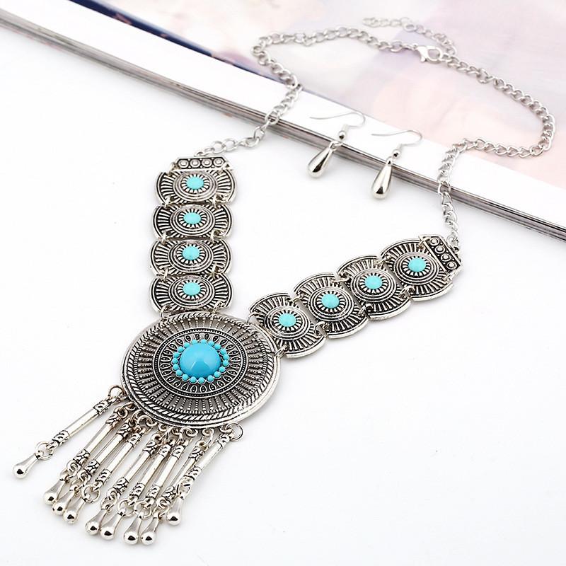 Vintage Water Drop Tassel Necklace With Rhinestone Hollow Geometric Pendant For Women SilverBlue