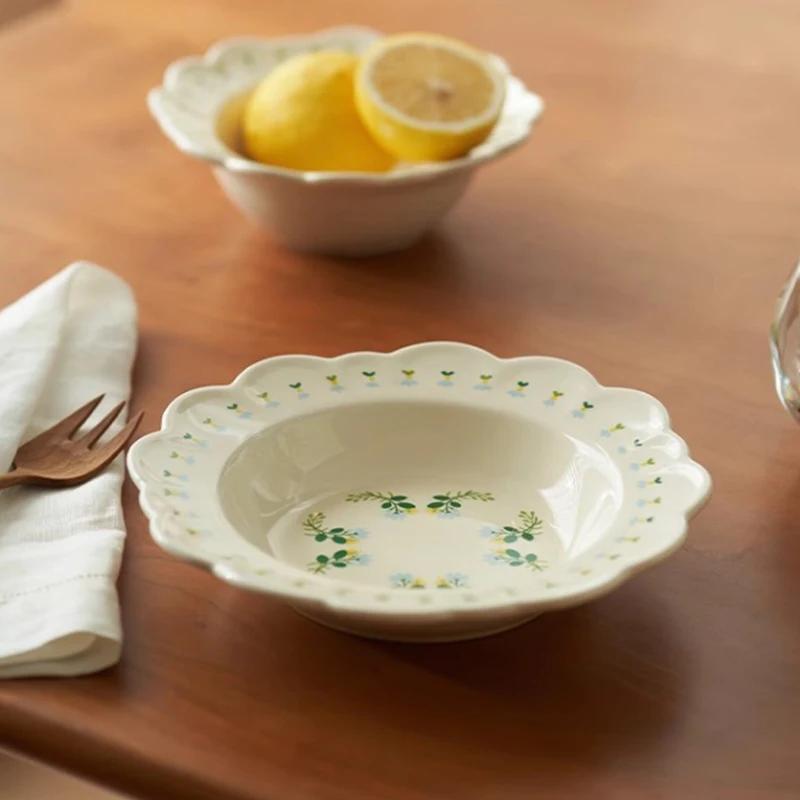 Chinese Style Small Flowers Ceramic Plate Home Outdoor Party Fruit Dessert Plates Exquisite Breakfast Sandwich Plate Yogurt Bowl