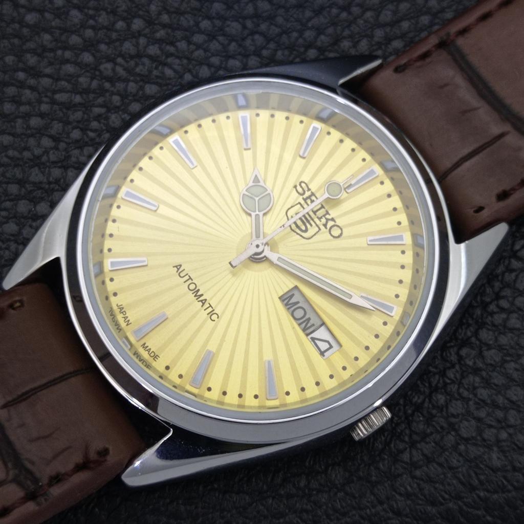 REFURBISHED SEIKO 5 AUTOMATIC 6309A JAPAN MENS VINTAGE GOLDEN WATCH A701706-5 R206c-a701706