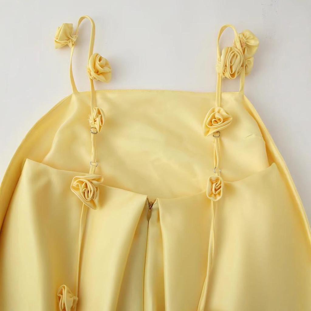 Moda de primăvară pentru femei 2025: Rochie casual cu bretele din satin floral 3D în stil european și american