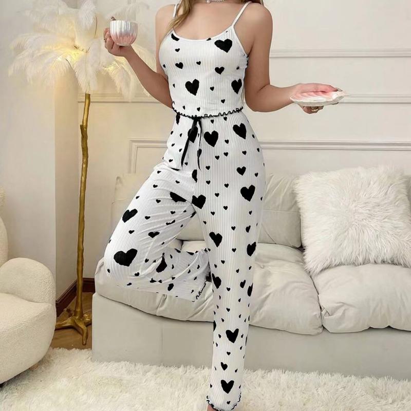 Two Piece Set of Women's Pajamas with Heart-Shaped Printed Vest and Shorts Casual Home Women's Pajamas Set