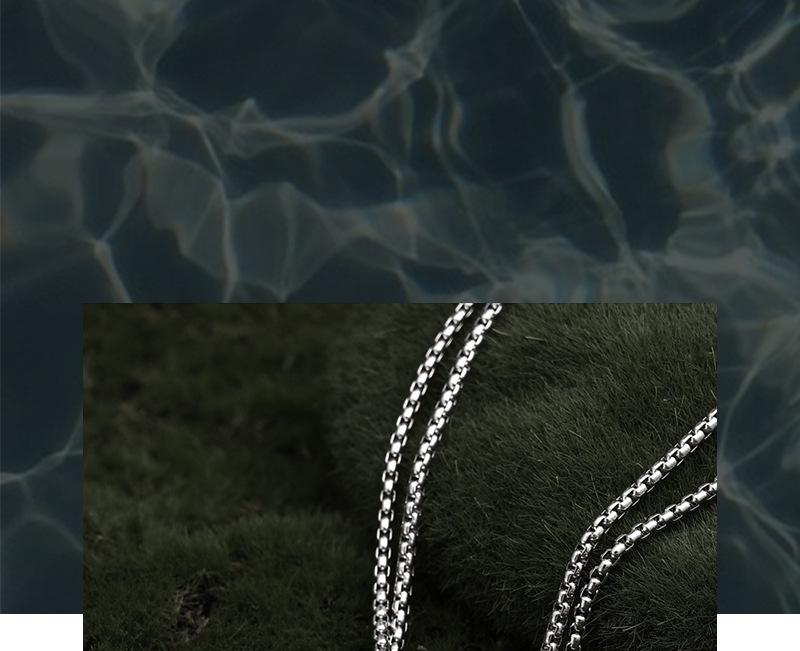 Nohara Aoi Trendy Double-Layer Natural Stone Titanium Steel Necklace for Men and Women