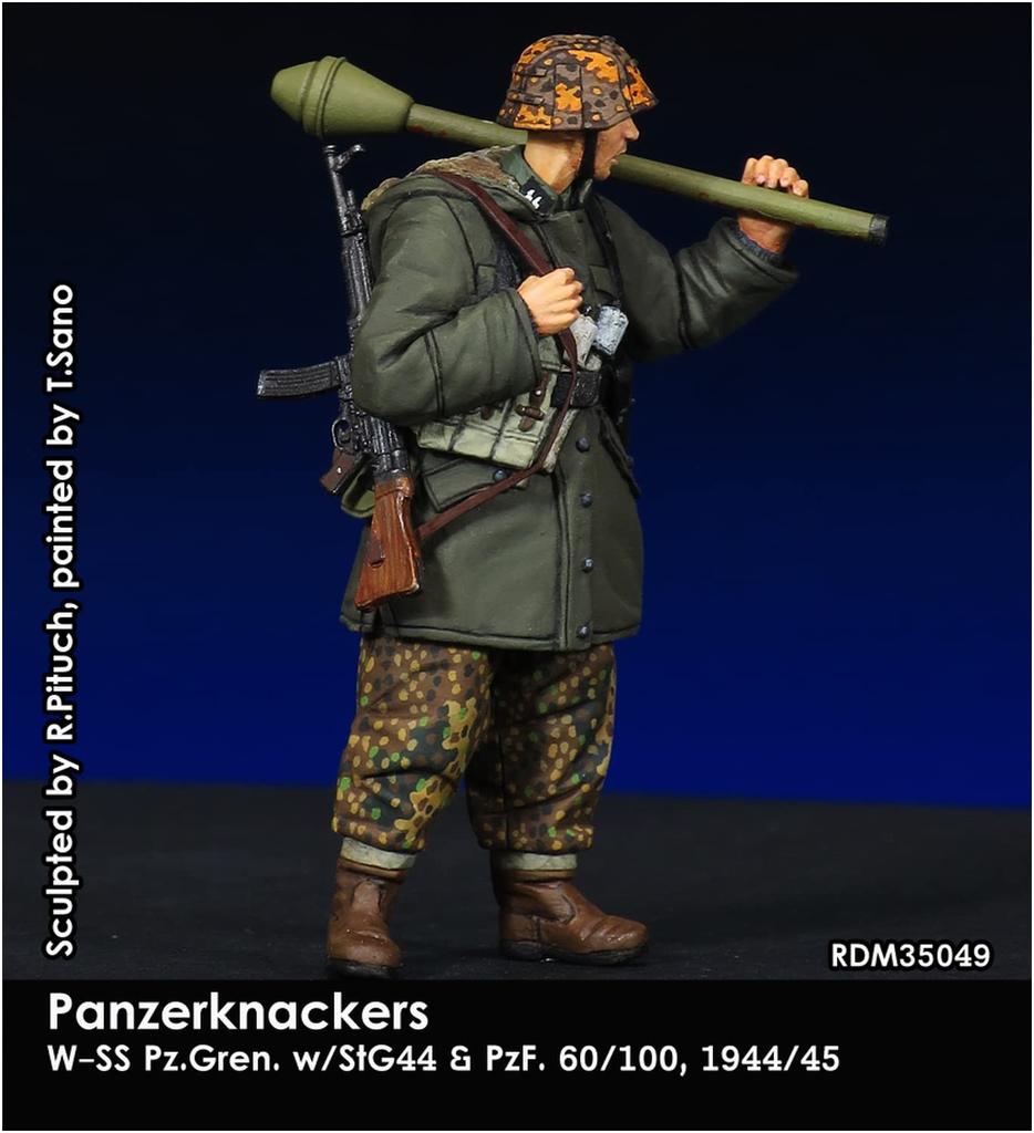 Rad Miniature WWII German Waffen SS Grenadier StG44 Assault Rifle Panzerfaust Resin Kit RDM35049 1/35 & 60/100 1944-45
