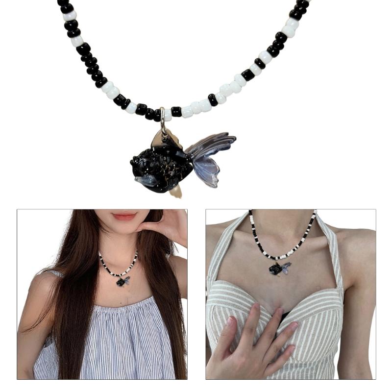Y2K Resin Goldfish Pendant Necklace for Women Fashion Egirl Beaded Clavicle Chain Fashion Jewelry Valentines Day Gifts