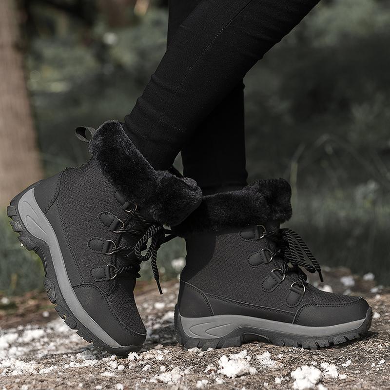 Men's Daily Training  Boots Men's Hiking Boots Classic Brand Men's Outdoor Sewing Boots Thick Soled Men's Desert Boots
