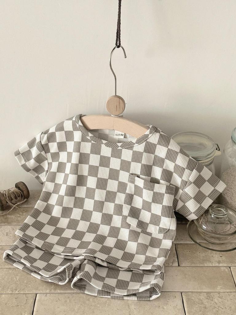 Summer 2026 Korean Style Plaid Two-Piece Set for Kids (0-3 Years) - Short Sleeve & Shorts