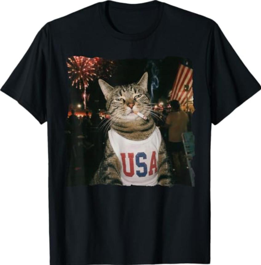 Patriotic Cat Smoking Cigarette Cat Lover T-Shirt M