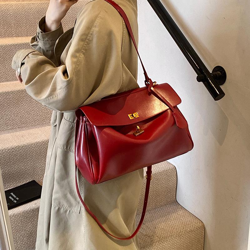 Premium commuter large-capacity bag women's 2025 new solid color messenger bag fashionable shoulder bag tote bag