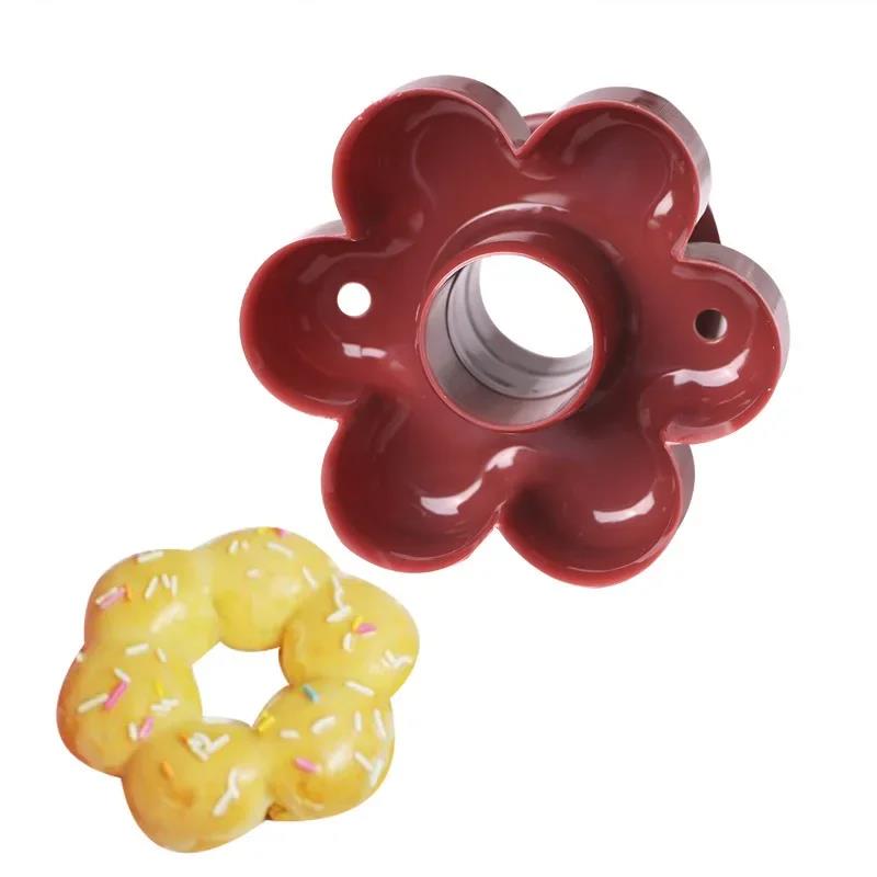 DIY Donut Cutter Maker Donut Cookie Cake Baking Mold Fondant Decoration Food Bakery DIY Baking Molds Kitchen Accessories 1Pcs 1