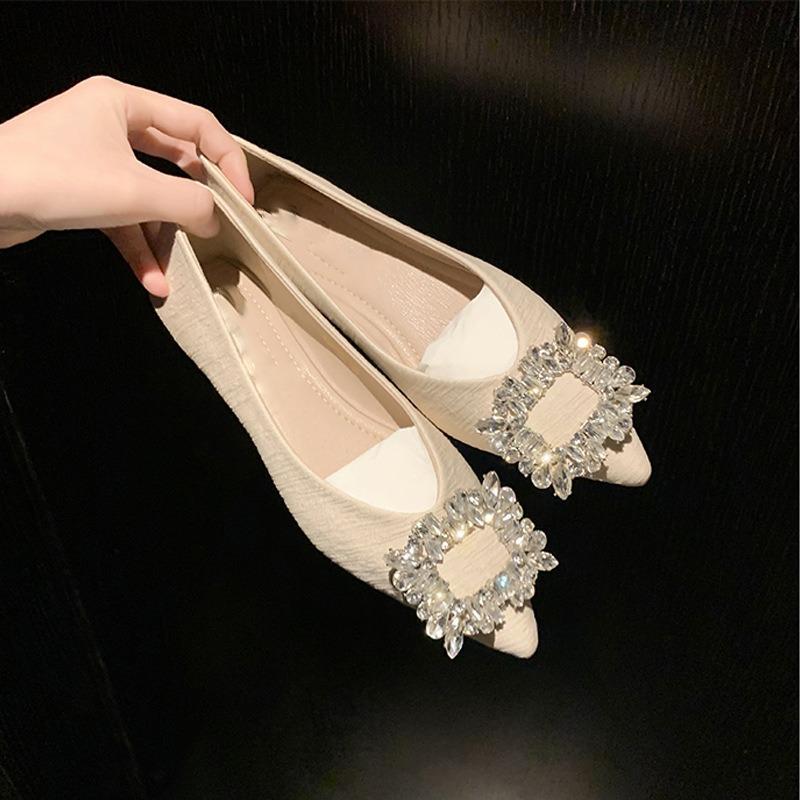 New Style Button-up Pointed-toe Low-heeled Flat Shoes for Dancing, Women's Style