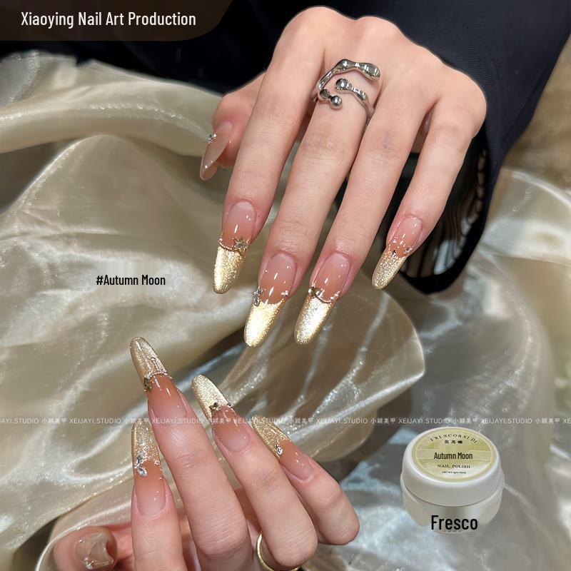 Xiaoying Magnetic Cat Eye Gel: 5g Superfine Nail Polish Light Therapy - Versatile Colors.