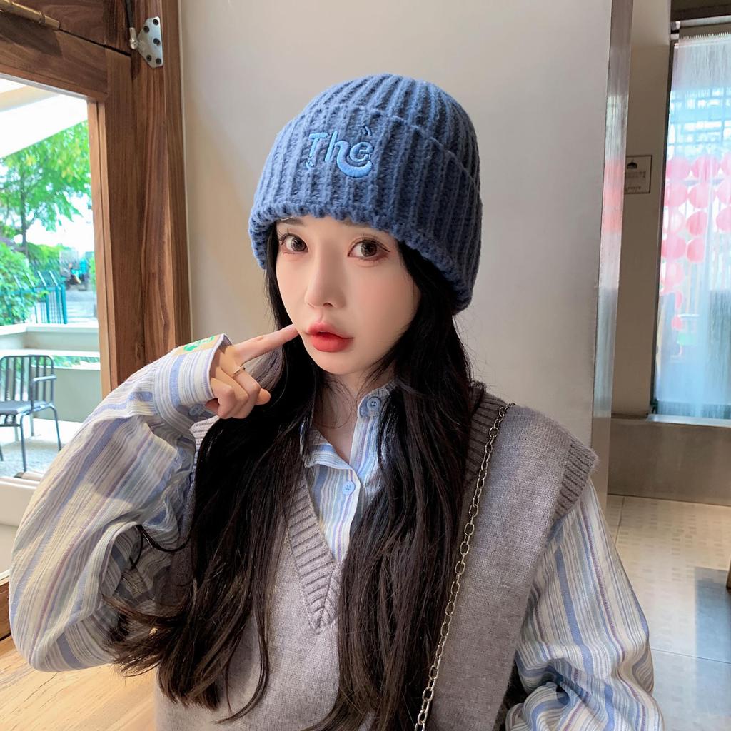 2025 Women's Korean Style Knitted Beanie - Warm Wool Ear Protection, Large Fit, Fashionable English Letter Design.