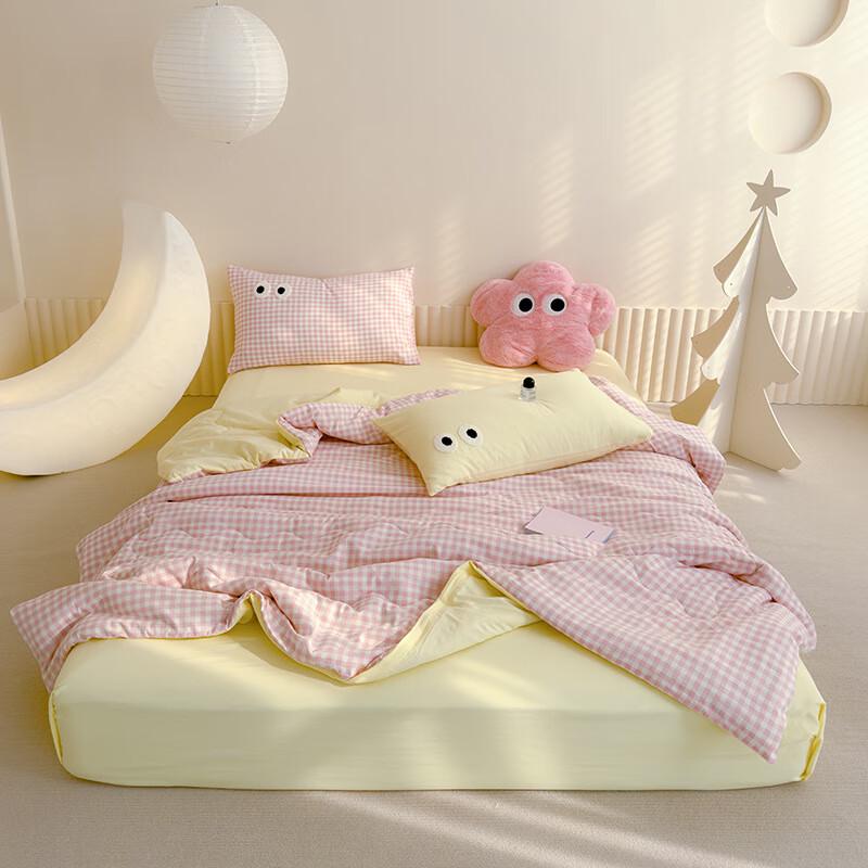 OIMG Summer Quilt Four-Piece Set