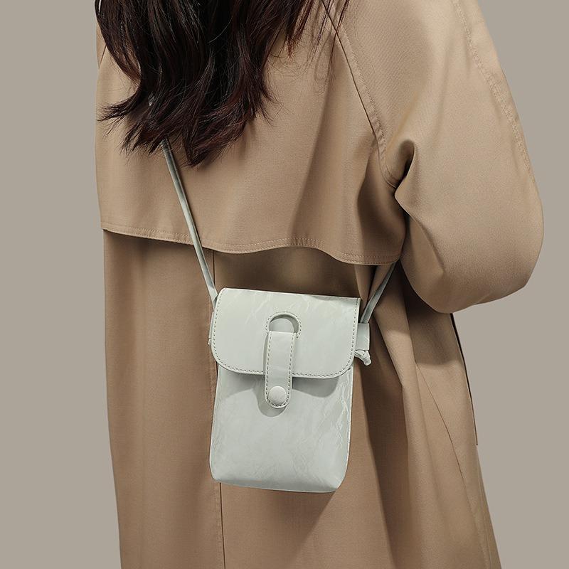 Bags Women's minimalist commuter messenger bags, niche design, high-end mobile phone bags, daily versatile shoulder mini bags