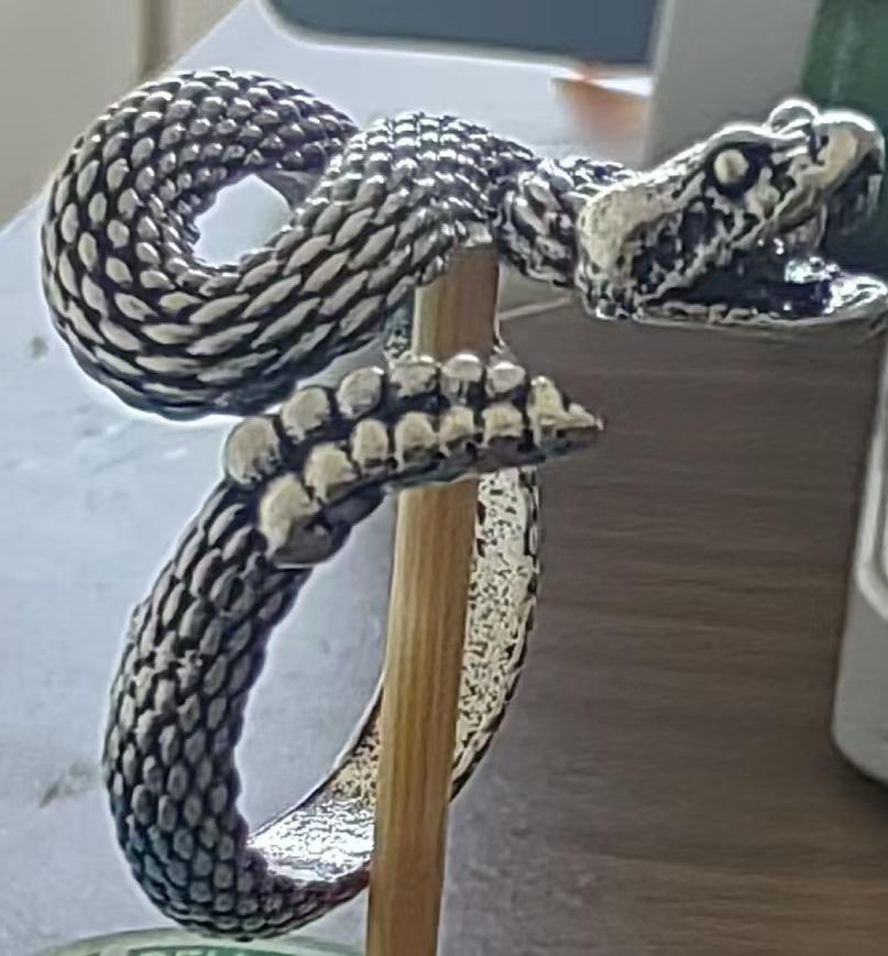 Niche Unisex Adjustable Rattlesnake Alloy Ring