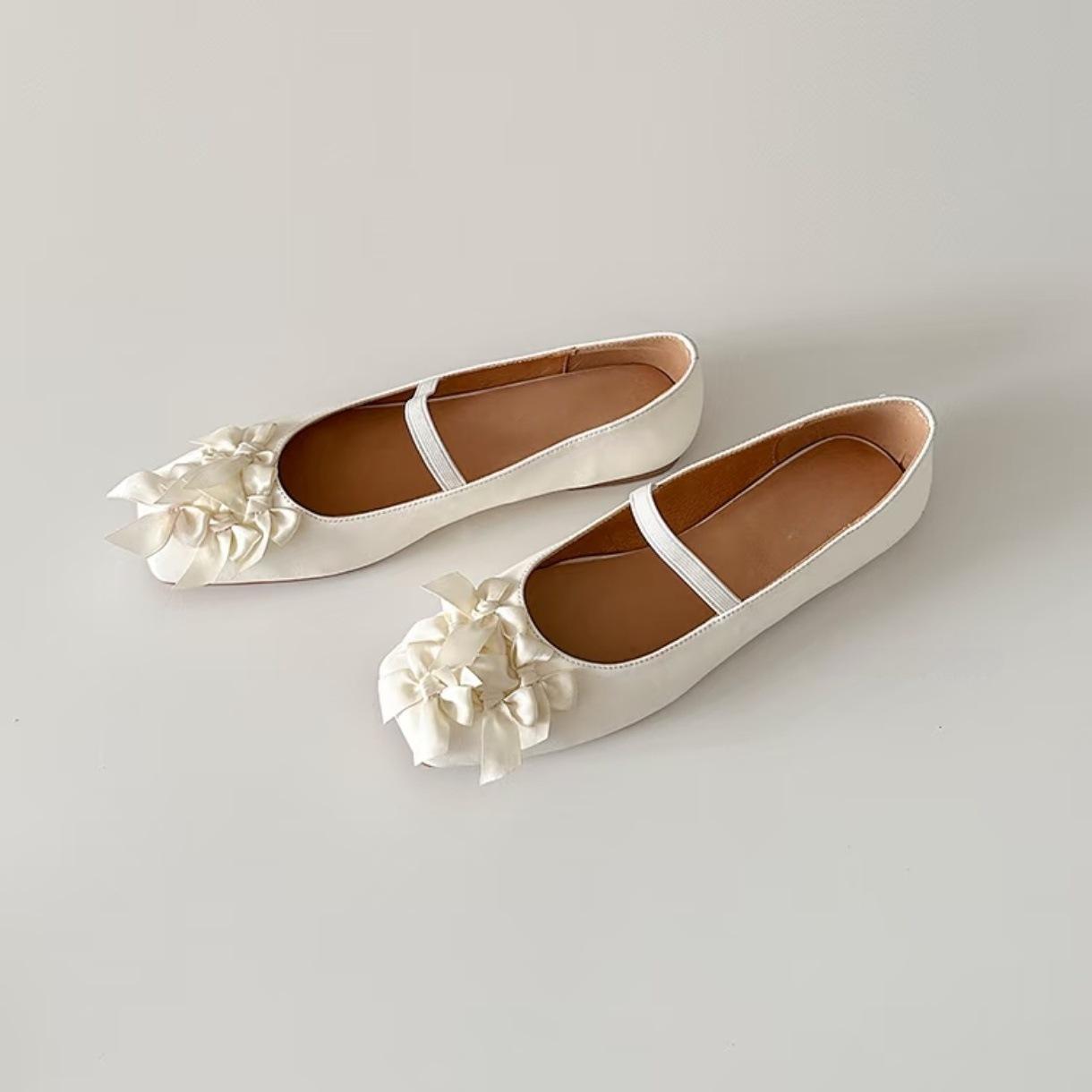 

Sheepskin version~ 2025 summer new one-word with square head Mary Jane shoes, flower medium thick heel single shoes women s skirt 40