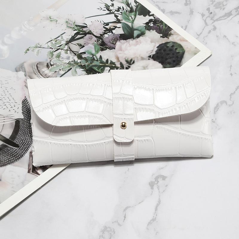 

Портативный чехол для солнцезащитных очков с кожаной пряжкой, органайзер для очков, защита линз от синего света, для очков для близорукости, держатель для очков белый