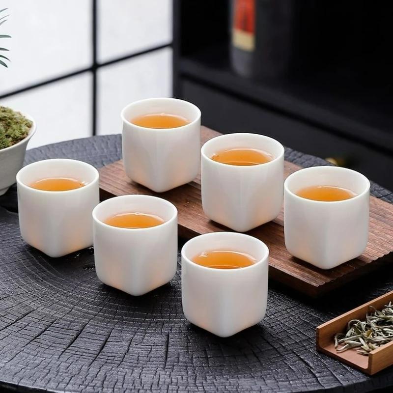 Luksusowa Porcelanowa Filiżanka do Herbaty Ice Jade Chińska Ceramiczna Filiżanka Mistrzowska do Domowego Parzenia Dehua Biała Glina Zestaw do Picia Herbaty Prezent