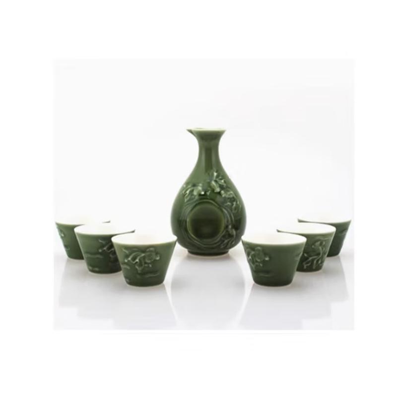 Qian Tang Xuan Living Ceramic Goldfish Liquor Set