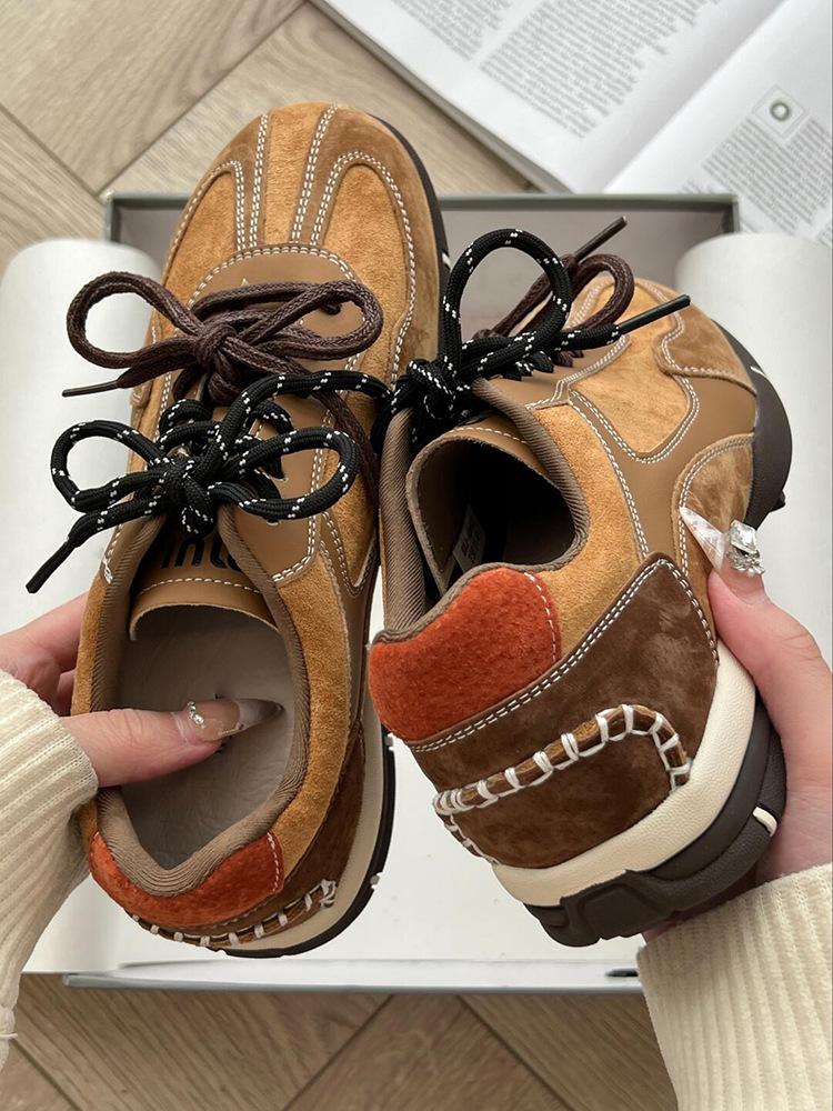 

Популярные повседневные приливные на толстой подошве увеличивающие рост кожаные женские 2025 осень и зима новые спортивные туфли для моральной подготовки Форреста Гампа женские нескользящие 40 коричневый