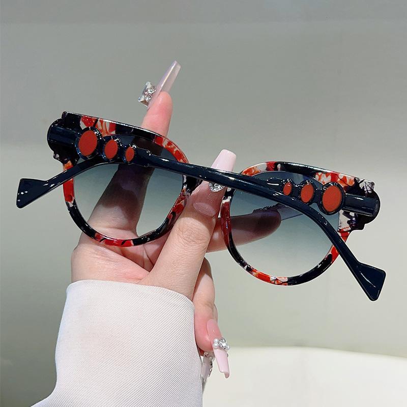 Fashion Cat Eye Sunglasses Women Men Vintage Punk Luxury Brand Designer Round Lens Sun Glasses UV400 Outdoor Travel