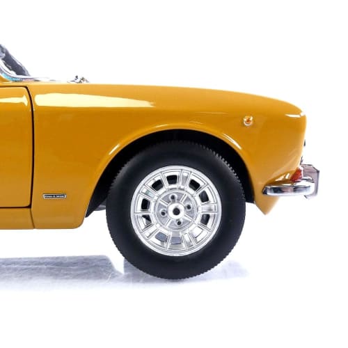 NOREV B Alfa Romeo 1750 GTV 70 Yellow 1/18 Scale Model 187910
