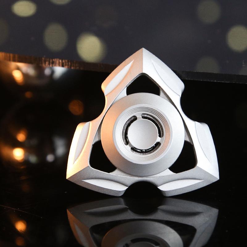 Giroscopio rotante in acciaio inossidabile per punta delle dita EDC Giocattolo antistress e per la decompressione Fidget per adulti con autismo Regalo di sollievo