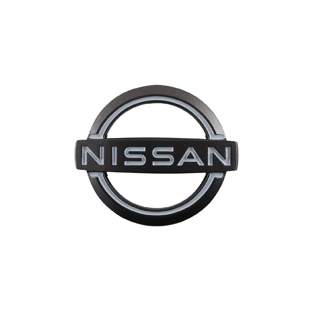 AOK3 1 Pezzo ABS Adesivi Emblema Logo Centrale Volante Auto Per Nissan Nismo Xtrail Sentra Qashqai Note Leaf Juke Rogue Almera Sylphy