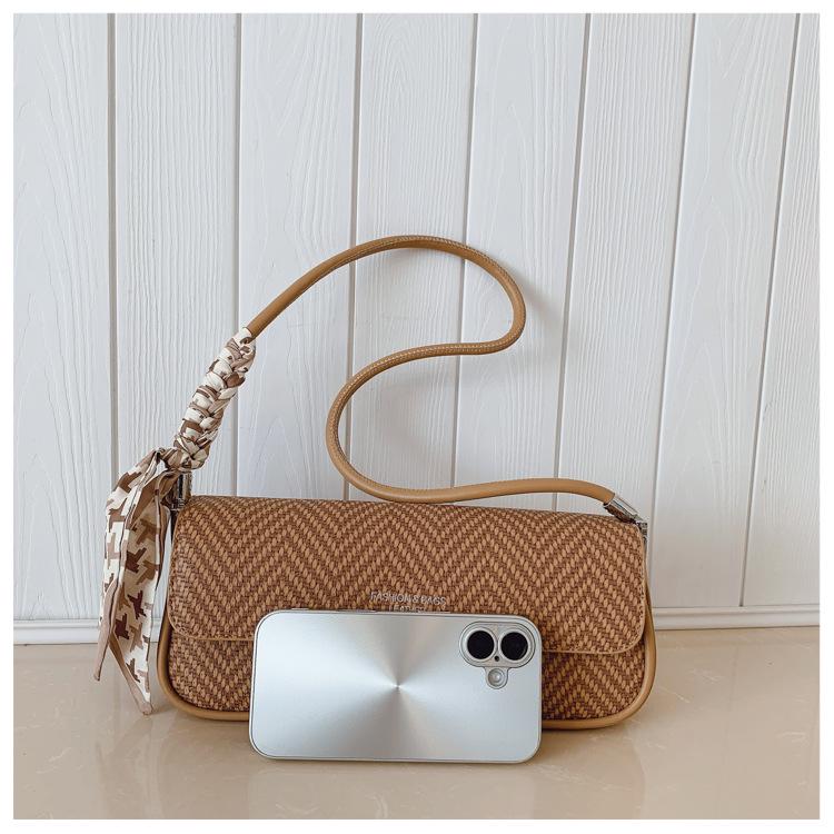 2025 French Chic Women's Versatile Shoulder Baguette Bag