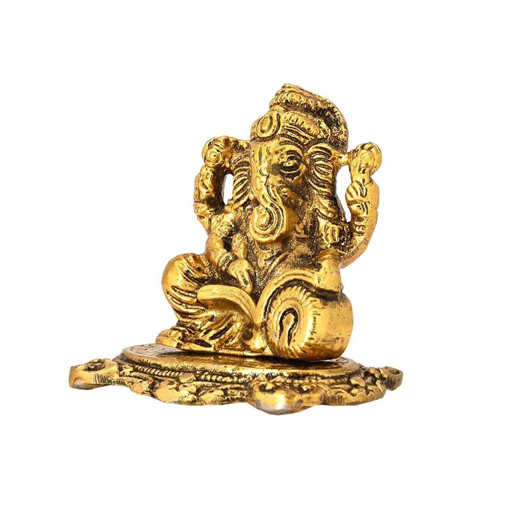 Designer Metal Lord Ganesha Statue Golden Brass Hindu God Ganesh Ganpati Sitting Idol Blessing Ganpati Sculpture for Home
