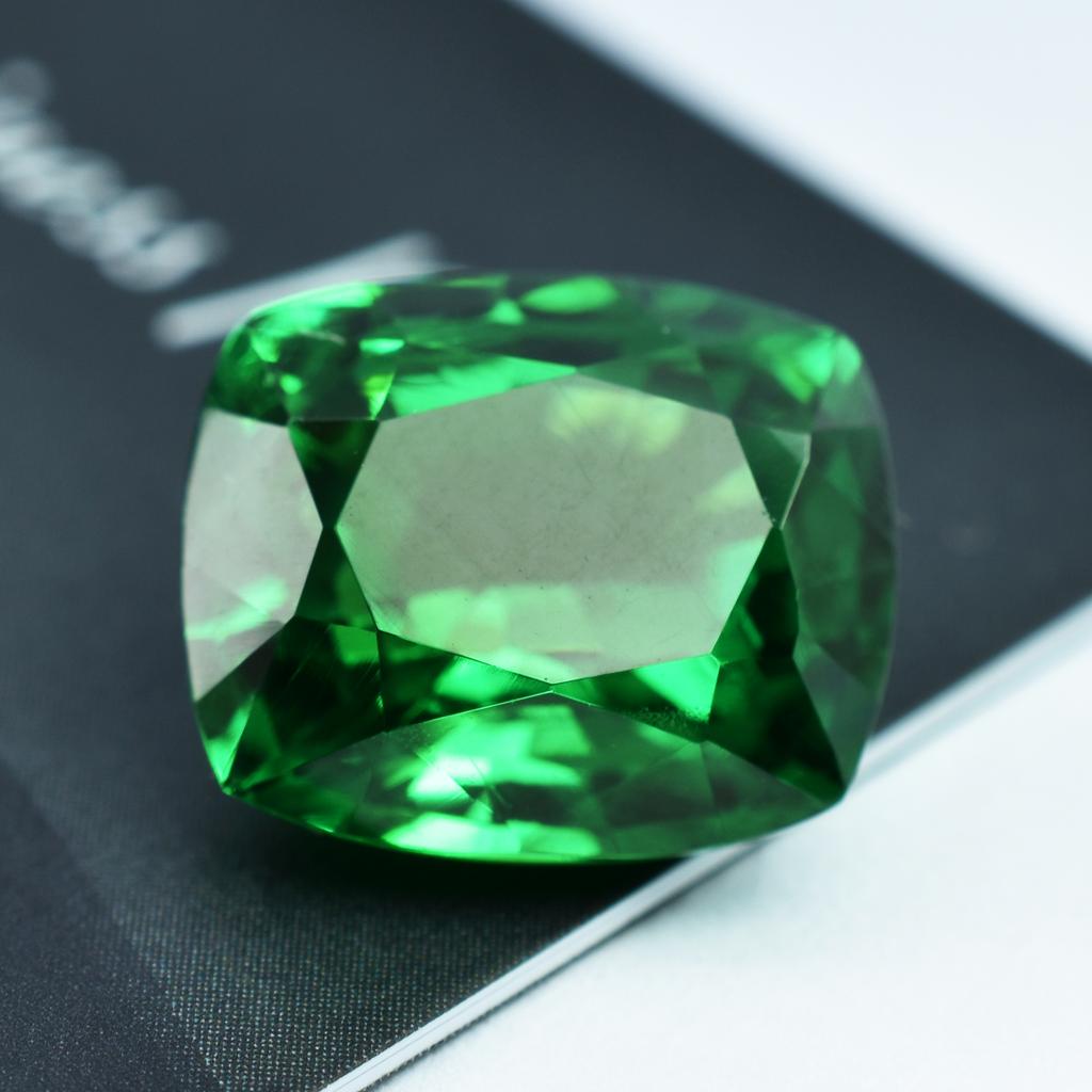 9.00 Ct Natural Tsavorite Garnet Cushion Cut Green VVS Loose Gemstones