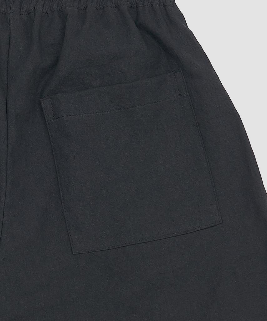 PAPERBOY Linen Bio Pintuck Half Pants - Black