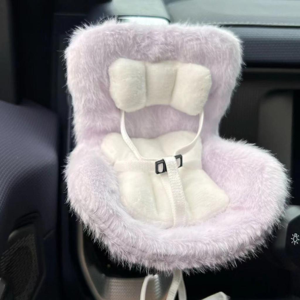 15-17cm Doll Seat  Labubu Carseat Safety Seat Cute Doll Air Outlet Aromatherapy Decoration High-grade Car Interior Decoration