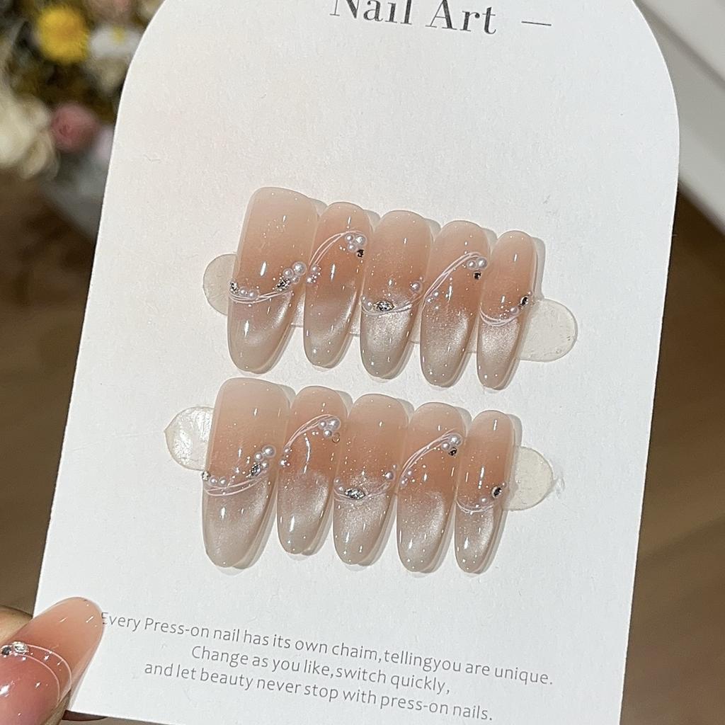 Early Spring Gentle Pure Desire Gradient Water Light Cat Eye Brushed Pearl Drill Wear Armor