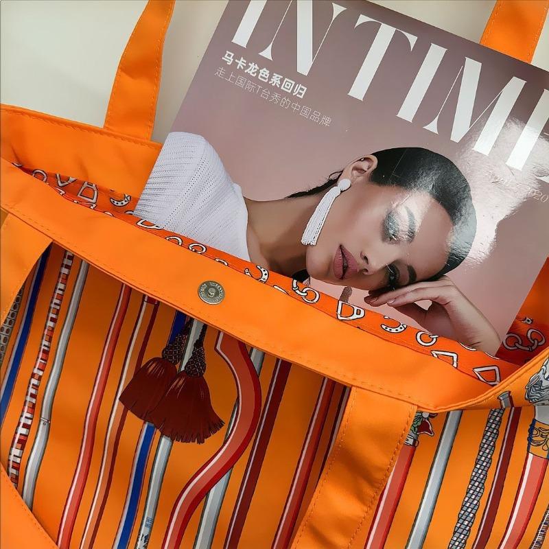 Spring new printed handbag women's oil painting series handbag shoulder bag tote bag fashion canvas bag