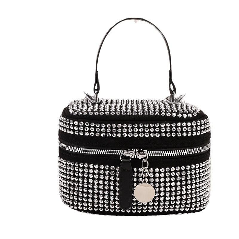 Chic Minimalist Handbag For Women Stylish Fall Bucket Bag With Chain Strap In Black Gray Silver
